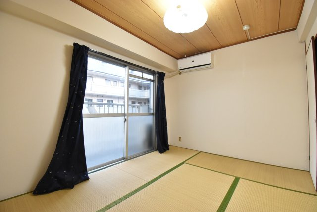 LBアパートあびこ(豊富マンション)の和室