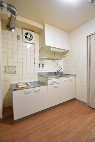 LBアパートあびこ(豊富マンション)のキッチン