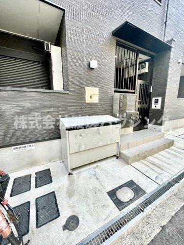 リアリーク姫島のエントランス
