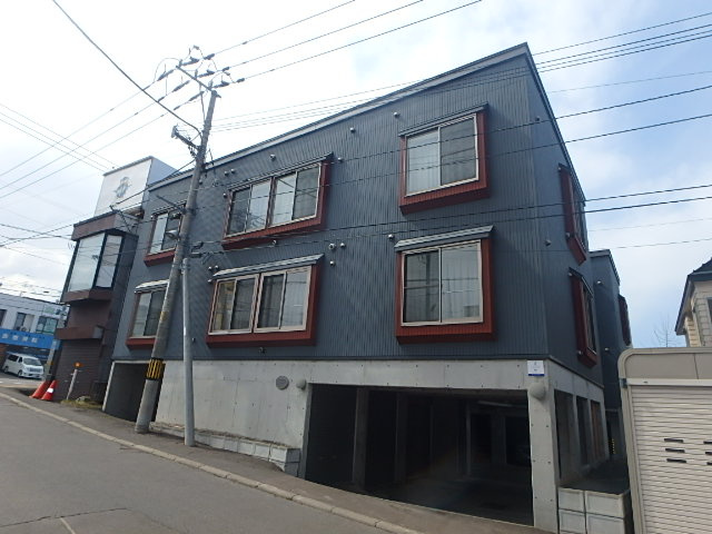 ＣＥＮＴＲＡＬ　ＣＯＵＲＴ