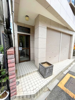 【エントランス】エステート田崎