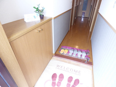 お客様を迎える大切な場所♪シューズボックスあり※小物は含まれません。