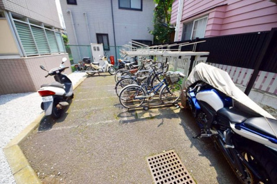 【駐車場】ウィンベルデュエット王子