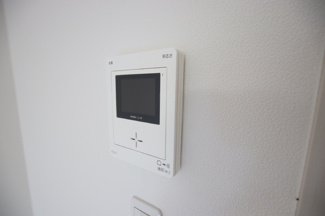 訪問者も確認できるＴＶモニタ付きドアホン