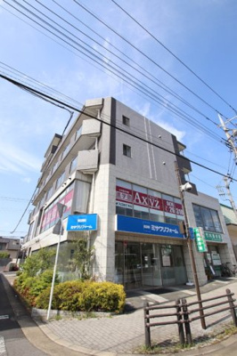 シャングリラ外観写真