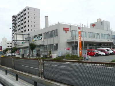 厚木郵便局 448m