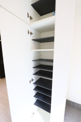 豊富な収納力のシューズＢＯＸ