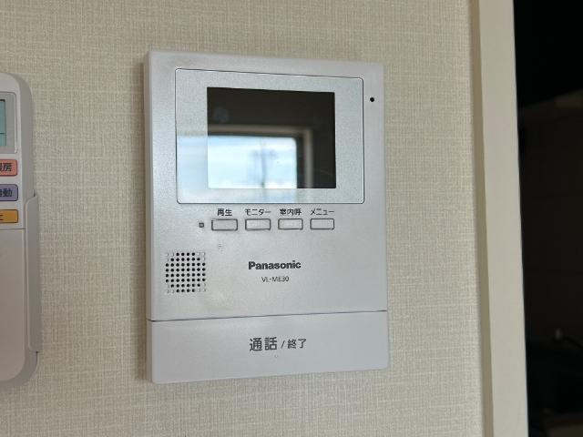 サンミラージュの内装|カメラ付インターホン
