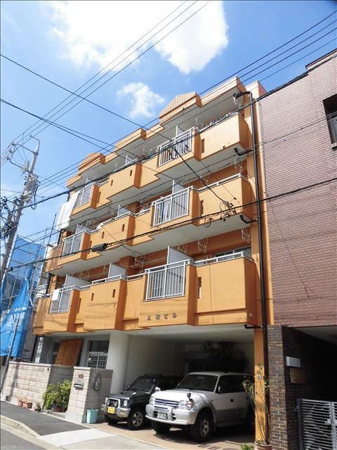 丸和マンションの外観