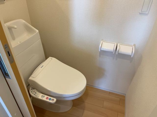 パッショーネのトイレ|シャワー付トイレ