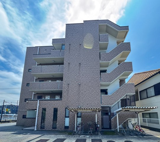 サニーコートの外観