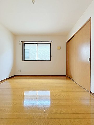 アプト大堀の洋室