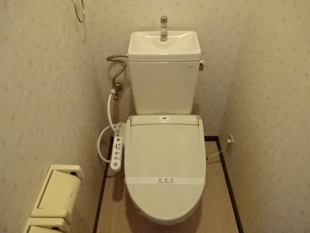 サンルームあじさいのトイレ|シャワー付トイレ（イメージ）
