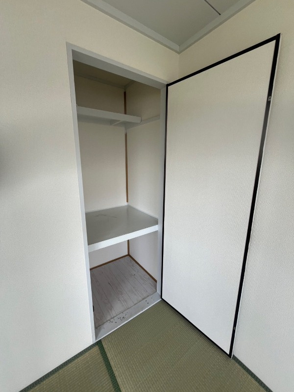 川口市並木２丁目の賃貸マンションの収納