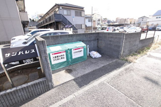 ★敷地内ごみ置き場★
