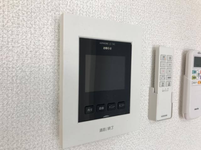 ラ・ベルメール北安東の内装|カメラ付インターホン
