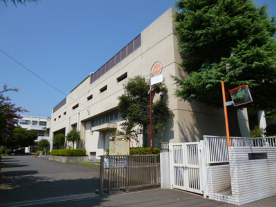 横浜市立中和田中学校まで1000ｍ