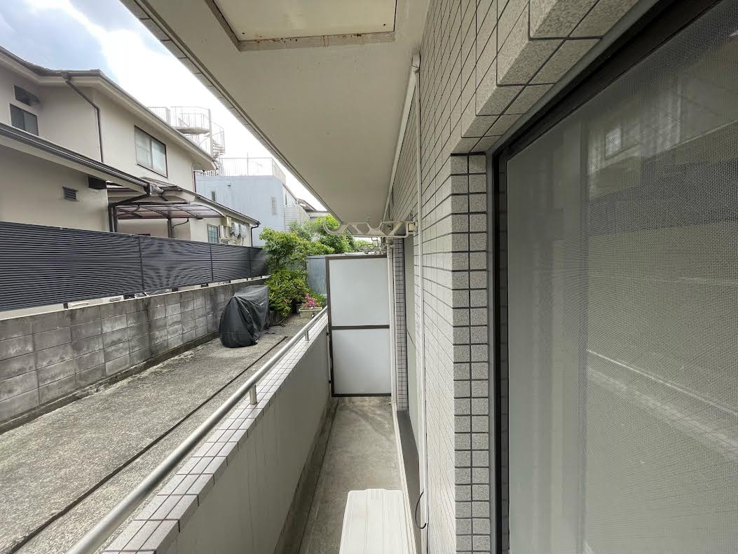 パラスト高円寺のバルコニー
