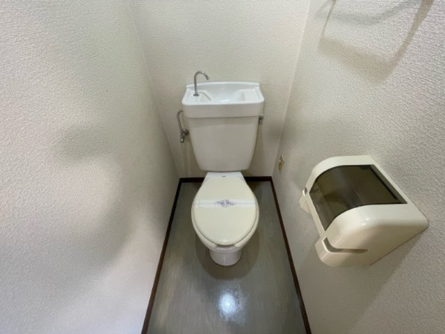 パラスト高円寺の洗面所