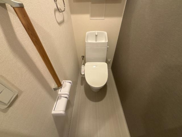 レヴメゾン神山六番館のトイレ|シャワー付トイレ（イメージ）