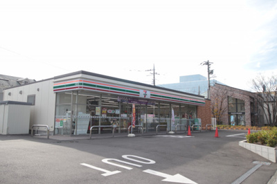 セブン－イレブン 横浜都筑桜並木店まで300ｍ