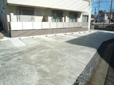 敷地内駐車場(空きの確認要)