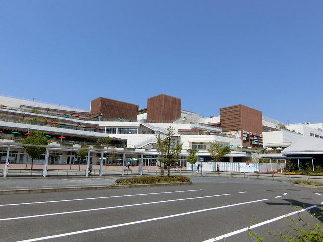 テラスモール湘南まで450ｍ