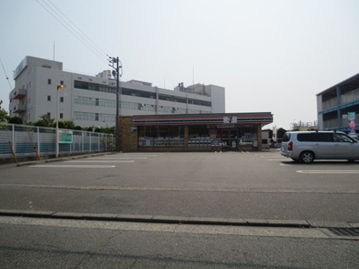 セブンイレブン茅ヶ崎本宿店まで500ｍ