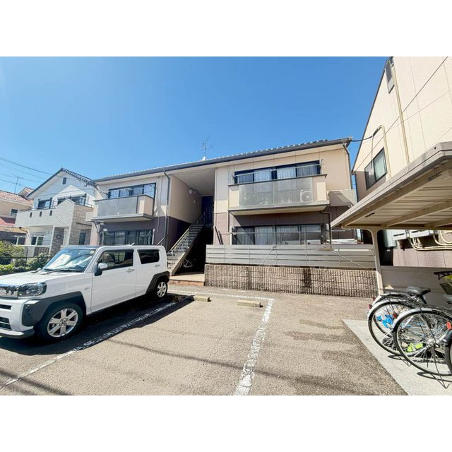 各務原市鵜沼羽場町６丁目のアパートの外観|B棟