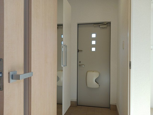 ウインベル　Ｎ２の玄関|玄関です