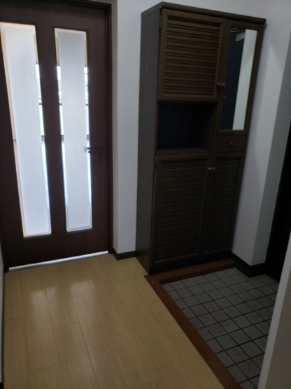【玄関】 | リバーサイド貝田