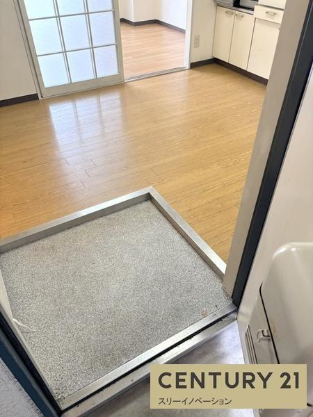 ラビアンローズの玄関