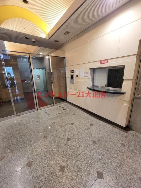 シャトー弁天弐番館のエントランス