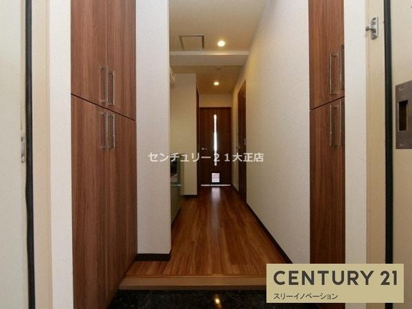 アリビオ港晴の玄関