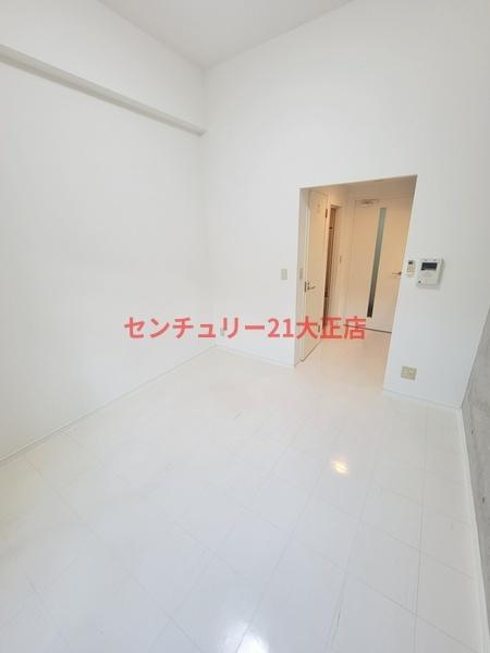 ベルシモンズ大阪港の洋室
