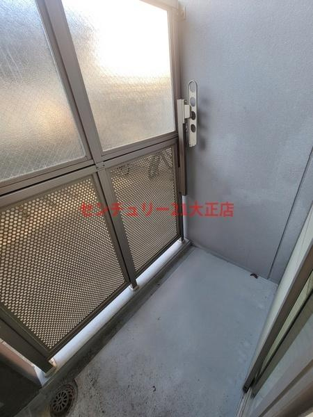ベルシモンズ大阪港のバルコニー