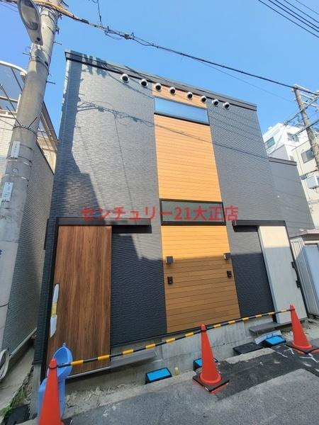 LIB弁天町のエントランス