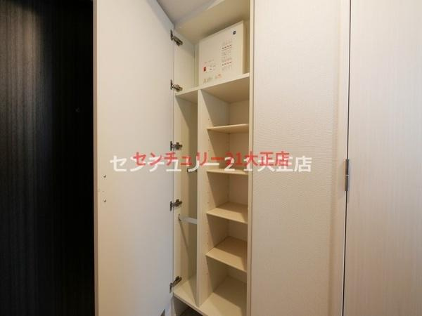 エスリードレジデンス大阪弁天町の玄関