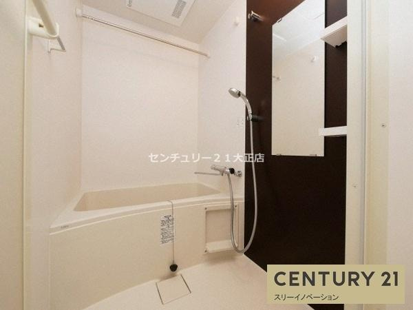 セオリー大阪ベイシティの浴室