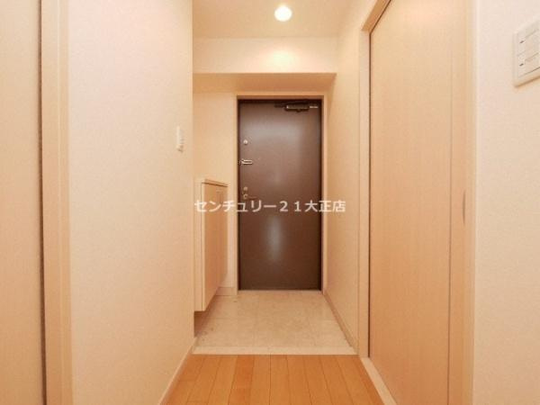 グランコートの玄関|反転タイプのお部屋の参考写真