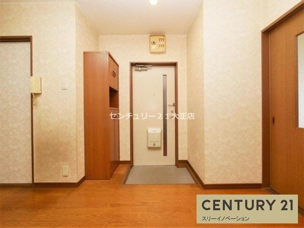 ハイツ吉本の玄関