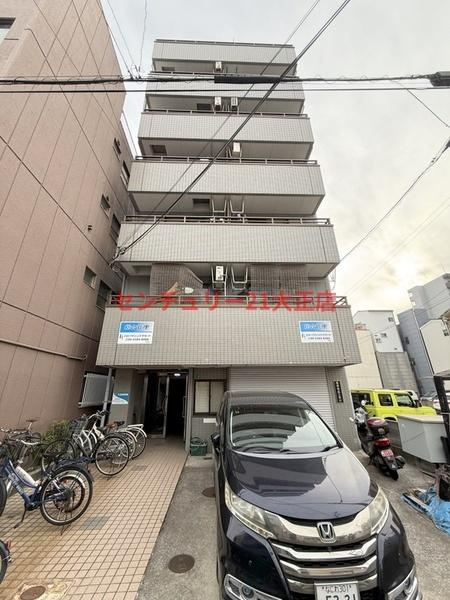ラムサール8+”の駐車場