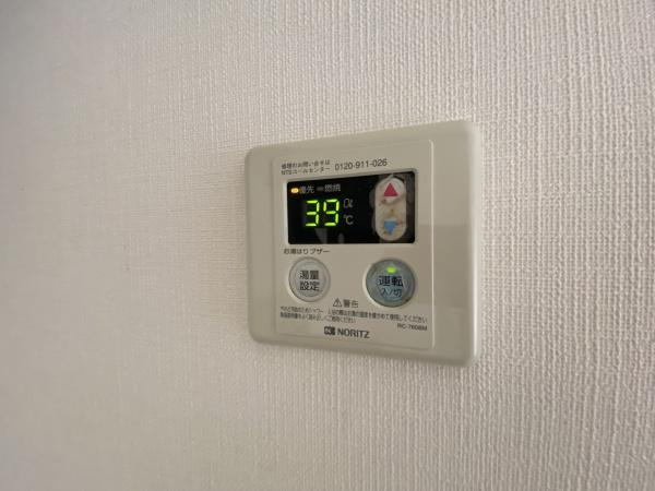 デイルーチェ鶴町のキッチン|★給湯リモコン★