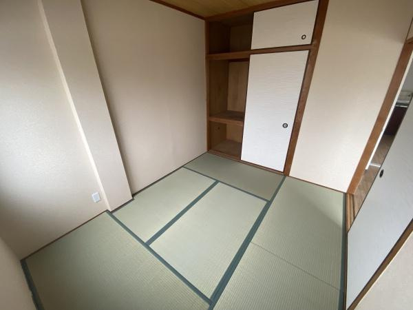 デイルーチェ鶴町の和室|★落ち着く和室★