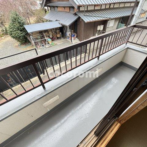 寝屋川市高倉1丁目戸建のバルコニー