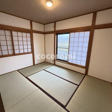 寝屋川市高倉1丁目戸建の内装