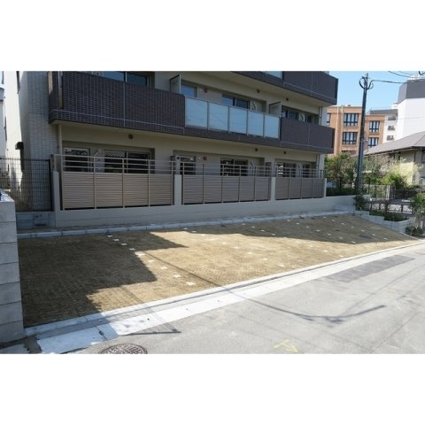 【駐車場】 | セントレアヒルズふくろうの森