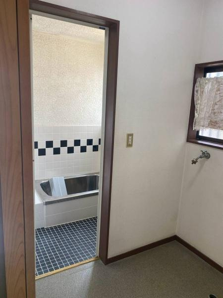 岩出市岡田　中古戸建の浴室