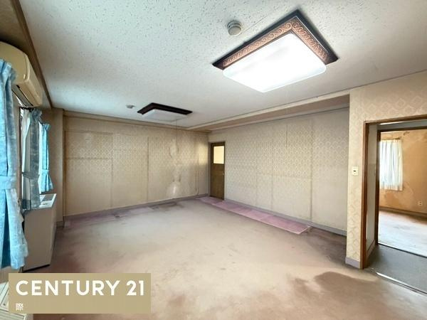 和歌山市三木町台所町　店舗付住宅の洋室
