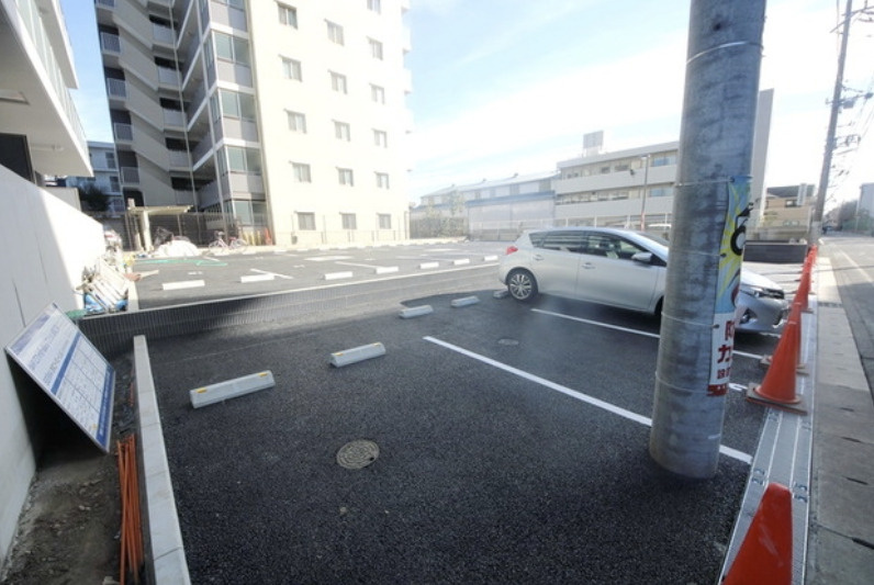 モンレーヴ海老名の駐車場